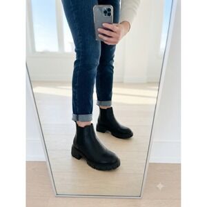 Steve Madden Howler Black Lug Sole Chelsea Boots Womens 7.5 Platform Ankle Boot
